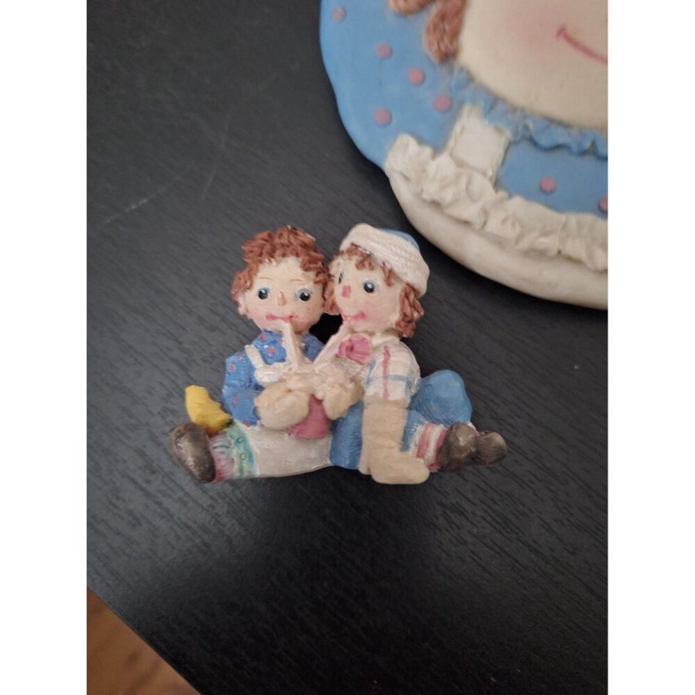 Vintage Raggedy Ann & Andy Resin Tea Set of 3 Figurines Cute Collectible - Picture 3 of 5